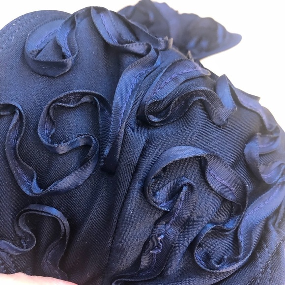 La Blanca soutache bikini top soft cup ,underwire, applique detail, B/C cup - Picture 2 of 9